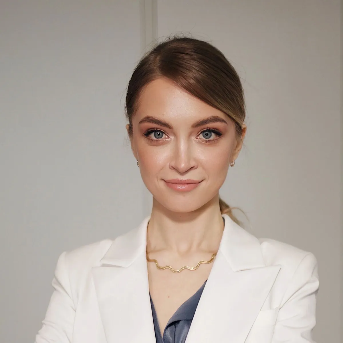 Анна Никишина